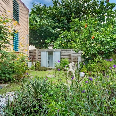 Appartement Charmant Au Carbet Avec Vue Sur La Mer 50 M² Le Carbet Eksteriør billede